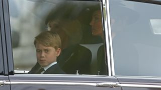 Πρίγκιπας George | Το δώρο των γονιών του για τα 10α γενέθλια του ήρθε λίγες ημέρες νωρίτερα