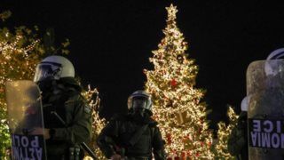 Πρωτοχρονιά με δρακόντεια μέτρα ασφαλείας υπό το φόβο τρομοκρατικού χτυπήματος: Σε επιφυλακή και η Ελλάδα