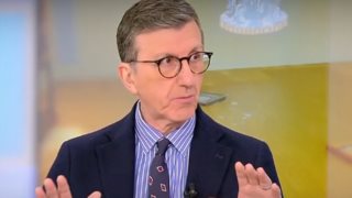 Άρης Πορτοσάλτε: &quot;Δεν είδα να διακωμωδείται ο Στάλιν - ο Χριστός είναι σύμβολο&quot;