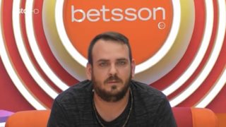 Fame Story | Η συγκινητική εξομολόγηση του Δημήτρη για την οικογένειά του – "Όταν πέθανε ο αδελφός μου, ο μπαμπάς εξαφανίστηκε από τη ζωή μας"