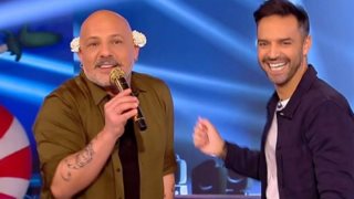 Video of the day | Ο Νίκος Μουτσινάς περνάει απ' όλα τα challenges του Κωνσταντίνου Μίχου