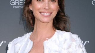 Christy Turlington
: «Η σεξουαλική παρενόχληση είναι συχνό φαινόμενο στον κόσμο της μόδας»
