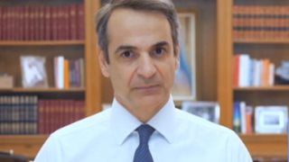 Κυριάκος Μητσοτάκης: Η βόλτα με το ποδήλατο στο Τατόι και η &quot;εισβολή&quot; σε γαμήλια φωτογράφιση