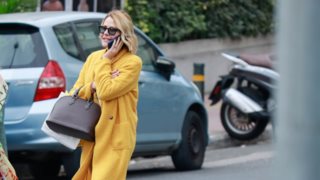 Τζένη Μπαλατσινού | Έφτιαξε γλυκίσματα και τα ξετρύπωσε ο 11 μηνών γιος της