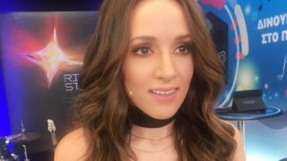 Καλομοίρα: Το ιδιαίτερο outfit στο 13ο live του Rising Star