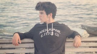 Άγγελος Λάτσιος: Ο γιος της Ελένης Μενεγάκη φωτογραφίζει τη μικρή Μαρίνα και «ρίχνει» τα social media