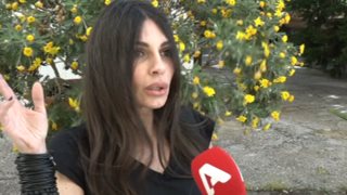 Άσπα Τσίνα

: Η νέα επίθεση στη Βανδή &amp; την Κάβουρα: Καταπέλτης στο Happy Day!