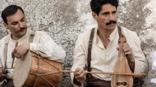 Πότε κάνουν πρεμιέρα οι &quot;17 Κλωστές&quot; της COSMOTE TV;