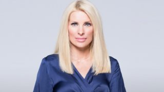 Ελένη Μενεγάκη: Ταξίδι αστραπή εκτός Αθηνών! Με ποιους συναντήθηκε;