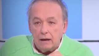 Ανδρέας Μικρούτσικος VS Δημήτρης Παπανώτας: &quot;Τα κανάλια θυμώνουν με αυτά! Εάν η εκπομπή παράπαιε, θα ήταν σε άλλη τηλεοπτική ήπειρο&quot;