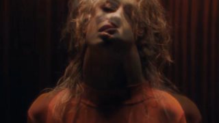 Ελένη Φουρέιρα

: Το &quot;YAYO&quot; μόλις κυκλοφόρησε &amp; θα σε κάνει να ξεχάσεις μέχρι και το &quot;Fuego&quot;!