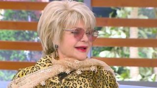 Μαρία Ιωαννίδου: &quot;Δεν θέλω να ασχοληθούμε με αυτές τις αηδίες. Το θέατρο βρώμισε και δεν γουστάρω&quot;