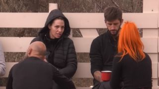 Η Φάρμα | Έξαλλη η Σάσα Μπάστα με τη Νάιρα Αλεξοπούλου: "Γιατί ήρθαμε εδώ μέσα ρε φίλε; Με υποτιμάει αυτό που λες"