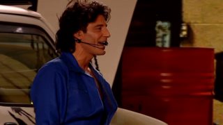 YFSF All Star | Ο Λευτέρης Ελευθερίου τραγουδάει "Τώρα Αρχίζουν τα Δύσκολα" και "ρίχνει" το πλατό