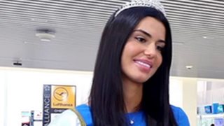 Ιωάννα Μπέλλα: Αναχώρησε για τα Μις Υφήλιος!  Το γούρι που πήρε μαζί της