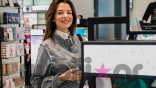 Νικολέττα Ράλλη: Η εγκυμοσύνη πλέον δεν κρύβεται! Νέες φωτογραφίες με φουσκωμένη κοιλίτσα