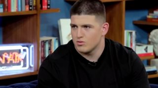 Γιώργος Καρλαύτης | Ο Έλληνας πρωταθλητής του NFL συστήνεται: Η απώλεια του πατέρα του, η νέα αρχή &amp; η high school sweetheart του