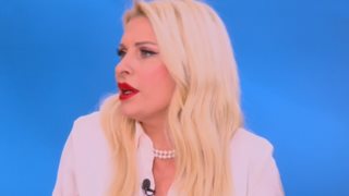 Ελένη Μενεγάκη: &quot;Η ανάγκη της γυναίκας, όταν είναι στη φάση να αποκτήσει παιδί, δεν έχει όρια&quot;