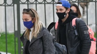 Η Ρούλα Ρέβη και ο Αποστόλης Τότσικας σε οικογενειακές στιγμές