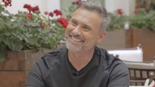 Γιώργος Καπουτζίδης: "Έχω κλείσει τα πενήντα οπότε ο έρωτας είναι λίγο..."