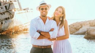 Αρετή Θεοχαρίδη: Η σύζυγος του Σάββα Πούμπουρα ποζάρει για πρώτη φορά με μαγιό και φουσκωμένη κοιλίτσα!