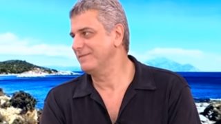 Βλαδίμηρος Κυριακίδης: Μιλάει πρώτη φορά για την αποχώρηση της Δάφνης Λαμπρόγιαννη από τη «Μουρμούρα»