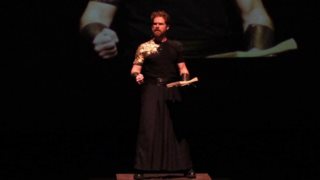 Έκτορος Κάθαρσις | Φωτογραφίες &amp; βίντεο από την παράσταση του Δημήτρη Λάλου στη Νέα Υόρκη και τη Βοστόνη