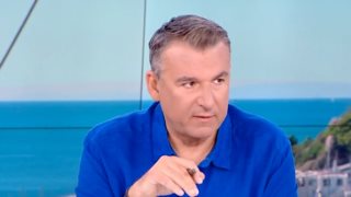 Γιώργος Λιάγκας: &quot;Το μόνο που έμεινε να θυμίζει την Ελλάδα είναι η θαλαμηγός&quot;