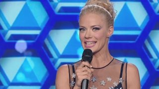 Ζέτα Μακρυπούλια: Απαστράπτουσα στον τελικό του Final Four! Δείτε την έναρξη