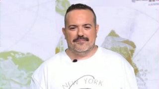 Κωνσταντίνος Αντωνάτος: &quot;Η Ελένη Μενεγάκη ποτέ δεν έκανε μία στραβοτιμονιά από αυτό που έχει αποφασίσει να παρουσιάζει&quot;