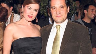 Ευγενία Μανωλίδου - Άδωνις Γεωργιάδης: Φωτογραφίζονται στα χιόνια: Φωτογραφία