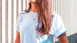 Σοφία Γρυπάρη: Ακούστε το νέο της τραγούδι με τίτλο «Sit back, relax»