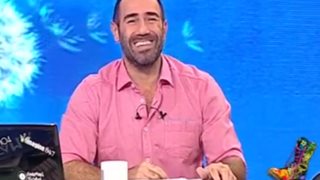 Αντώνης Κανάκης: Δεν κρυβόταν η χαρά του για τη γέννηση της κόρης του: Δείτε την απρόσμενη έναρξη του «Ράδιο Αρβύλα»