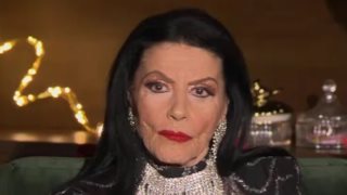 Ζωζώ Σπουντζάκη: "Με πάντρεψε στα 18 για να φύγω από το θέατρο"