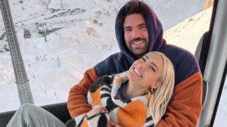 Photo of the day | Ιωάννα Τούνη &amp; Δημήτρης Αλεξάνδρου ποζάρουν πιο ερωτευμένοι από ποτέ τα φετινά Χριστούγεννα