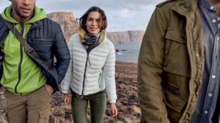 Στο Clodist.gr λαμβάνεις τις χριστουγεννιάτικες αγορές σου χωρίς καθυστερήσεις!