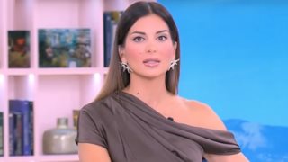 Σταματίνα Τσιμτσιλή: "Σε αυτήν την εκπομπή δεν θα δείτε τη Μαρινέλλα να πέφτει κάτω και να καταρρέει"