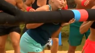 Κωνσταντίνα Σπυροπούλου : Μπήκε στο Survivor και έγινε παγκόσμιο trend στο Twitter! Διαβάστε τα καλύτερα tweets στο #SurvivorGR