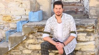 Λούκας Γιώρκας: Το νέο του τραγούδι μόλις κυκλοφόρησε!