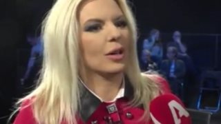 Αννίτα Πάνια: Τελικά έχει χωρίσει με τον Νίκο Καρβέλα; Η αναπάντεχη απάντηση on camera