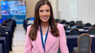 Η Τζένη Κρουσταλλακίδου ανακοίνωσε το νέο της τηλεοπτικό βήμα