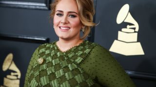 Adele: Παίρνει διαζύγιο μετά από τρία χρόνια γάμου
