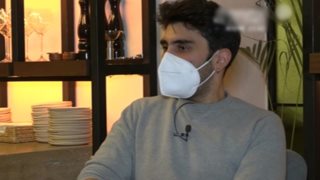 Ο Μανώλης Σαρρής ξεκαθαρίζει: &quot;Δεν πουλούσα και τόσο, αλλά δεν ήθελα να γίνω μαϊντανός&quot;