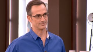 Δύσκολες στιγμές βιώνει ο Κώστας Κρομμύδας