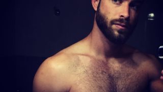 Στέφανος Μιχαήλ: Αποκαλύπτει το πιο ακραίο περιστατικό που του συνέβη με θαυμάστρια