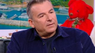 Η απίστευτη ατάκα στον αέρα του &quot;Πρωινού&quot;: &quot;Πολλές μου έχουν πει ότι θα έκαναν έρωτα με τον Λιάγκα&quot;