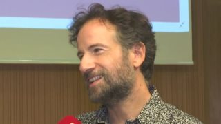 Ο Κωστής Μαραβέγιας μιλά για όλα! Η νέα εκπομπή στην ΕΡΤ, η άποψη για το νέο Voice &amp; ο έρωτας με τη Σωτηροπούλου