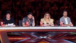 X-Factor | Auditions #8: Ο ερασιτέχνης που έπεισε τους κριτές, η αδερφή γνωστής τραγουδίστριας, η σκληρή κριτική &amp; ο... Κοσμογιάννης που έκλεψε την παράσταση!