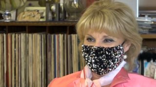 Η Μαρία Ιωαννίδου ανοίγει το σπίτι της και μιλάει για όλα!