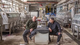 Αυτό είναι το νέο θέατρο που έφτιαξε ο Βασίλης Μπισμπίκης